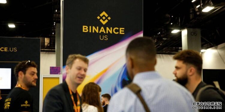 不顾美国 SEC 反对！法官批准 Binance.US 收购 Voyager Digital 资产